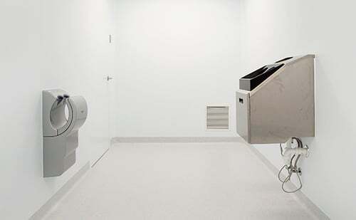 Medical-Device-Manufacturing-Cleanroom-4-1