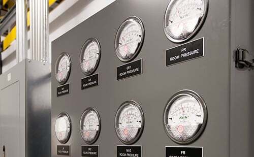 Medical-Device-Manufacturing-Cleanroom-7-1