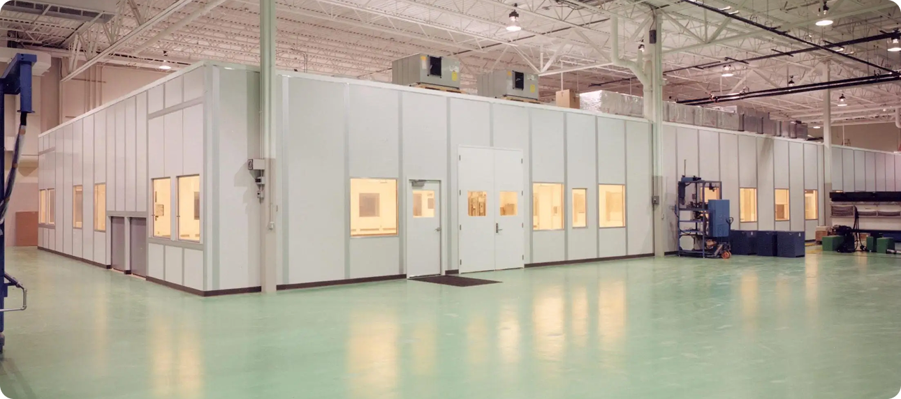 PE_Metrology_Lucas_FullRoom_Outside_Warehouse 1 (1)